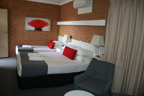 Golden Harvest Motor Inn Moree - Hotel QLD 0