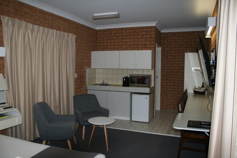 Golden Harvest Motor Inn Moree - Hotel QLD 1