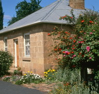 Hamilton's Cottage Collection and Country Gardens - Emmas Cottage - Hotel QLD