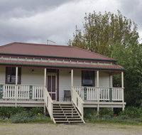 Tier View Twin Cottages - Hotel QLD