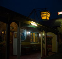 The Bull and Bush Tavern - Hotel QLD