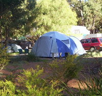 Aroundtu-It Eco Caravan Park - Hotel QLD
