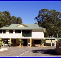 Batavia Coast Caravan Park - Hotel QLD
