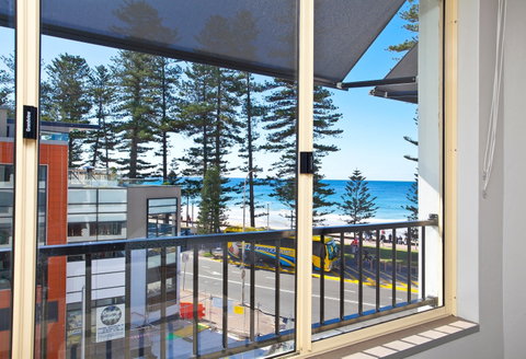 Manly Paradise Beachfront Motel And Apartments - Hotel QLD 1