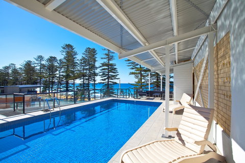 Manly Paradise Beachfront Motel And Apartments - Hotel QLD 2