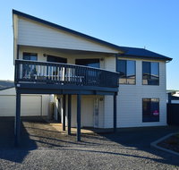 20 Albatross Ave - Hayborough - Hotel QLD