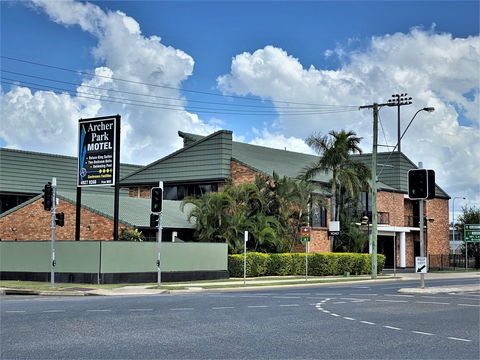 Archer Park Motel - Hotel QLD 1