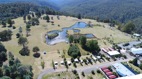 Highland Caravan Park - Hotel QLD 2