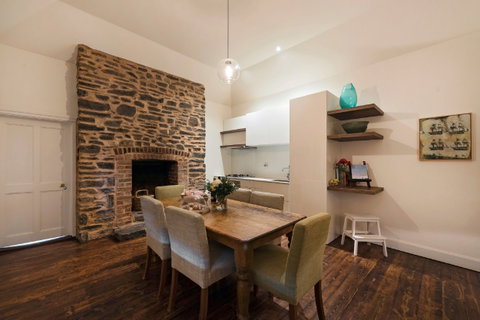 Jacob's Estate Cottage - Hotel QLD 2