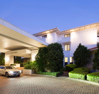 Ramada by Wyndham Diplomat Canberra - Hotel QLD