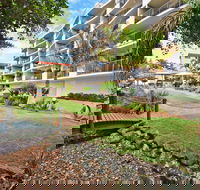 Sails Resort on Golden Beach