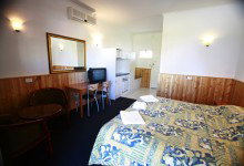 Esplanade Motel - Hotel QLD 1