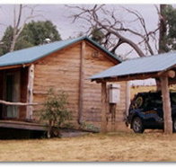 Gaddleen Grove Cottages - Hotel QLD