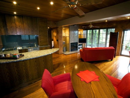 Rhyll VIC Hotel QLD