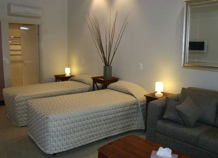 Shangri-La Gardens - Hotel QLD 4