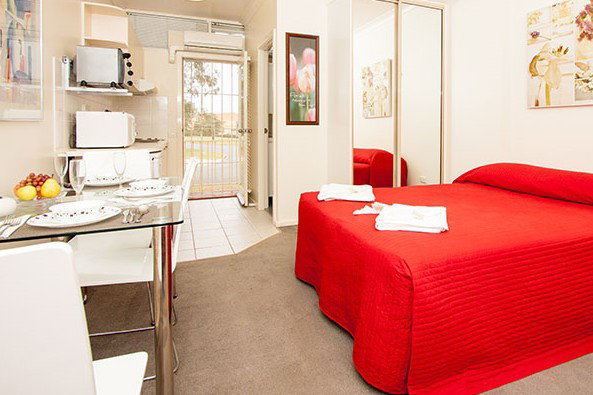 Griffith ACT Hotel QLD