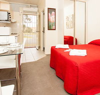 Canberra Short Term  Holiday Accommodation - Hotel QLD