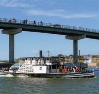 Paddle Steamer Oscar W - Hotel QLD