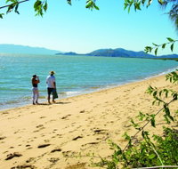 Bushland Beach - Hotel QLD