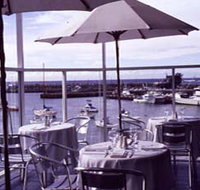 Harbourside Restaurant - Hotel QLD
