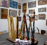 Laddie Timbery Aboriginal Art and Crafts - Hotel QLD
