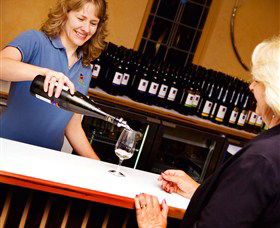 Shaw Vineyard Estate - Hotel QLD 4