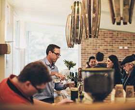 Four Winds Vineyard Cellar Door - Hotel QLD 2