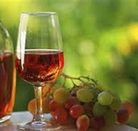 Long Rail Gully Winery - Hotel QLD