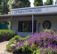 Crisp Galleries - Hotel QLD
