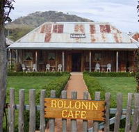 Rollonin Cafe - Hotel QLD