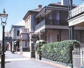 Yass Historic Walk And Drive - Hotel QLD 0