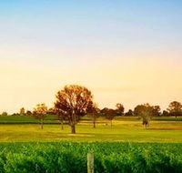 Canberra District Wineries - Hotel QLD