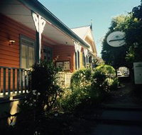 Starflower Apothecary - Hotel QLD