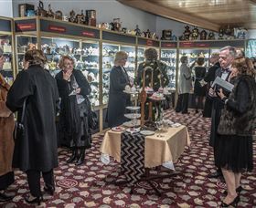 Bygone Beautys Treasured Teapot Museum And Tearooms - Hotel QLD 2