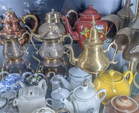 Bygone Beautys Treasured Teapot Museum And Tearooms - Hotel QLD 5