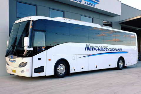 Newcombe Coach Lines - Hotel QLD 0