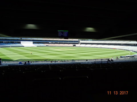Half-Day Sports Lovers Bus Tour Of Melbourne With Tour Options - Hotel QLD 7