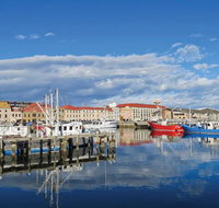 Hobart Historic Walking Tour - Hotel QLD
