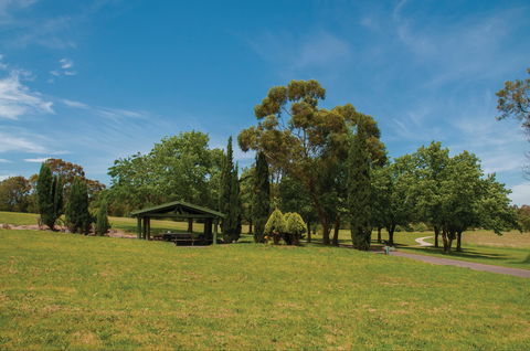 Nortons Park - Hotel QLD 2