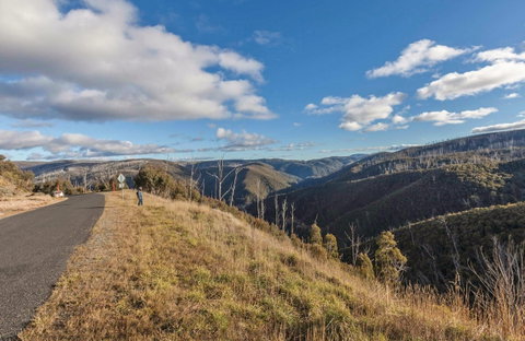 Khancoban To Kiandra Drive - Hotel QLD 0