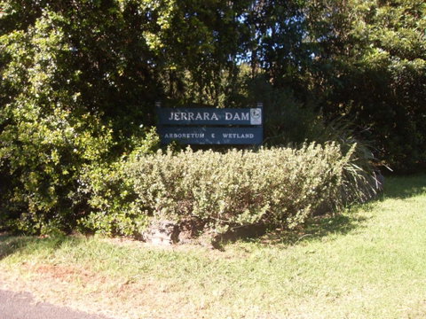 Jerrara Dam - Hotel QLD 1