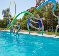 Oaklands War Memorial Swimming Pool - Hotel QLD