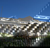 The Yass Courthouse - Hotel QLD