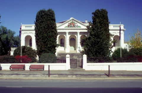 The Yass Courthouse - Hotel QLD 2