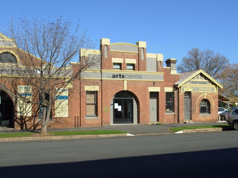The Arts Centre Cootamundra - Hotel QLD 0