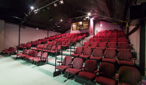 The Arts Centre Cootamundra - Hotel QLD 1