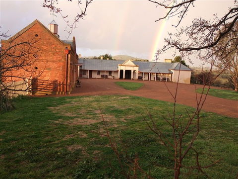 Hume And Hovell Walking Track - Hotel QLD 0