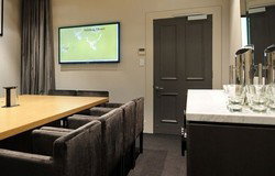 Stirling SA Hotel QLD