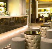 The Breakwater - Hotel QLD