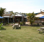 Moonee Beach Tavern - Hotel QLD